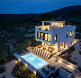 3 Bedroom Villa with Heated Pool and Sea view near Stari Grad, Hvar Island Sleeps 6-8 